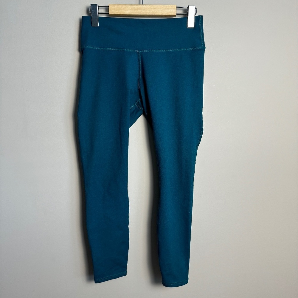 Fabletics Women's Teal Green Athletic Cropped‎ Yoga Leggings Size Medium Stretch